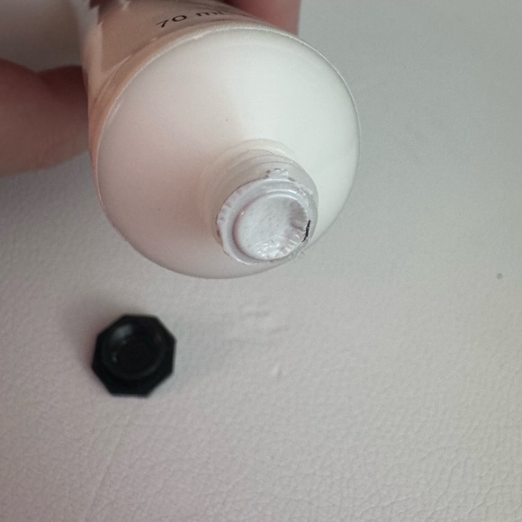 Josie Maran whipped Argan oil body butter - Picture 6 of 7